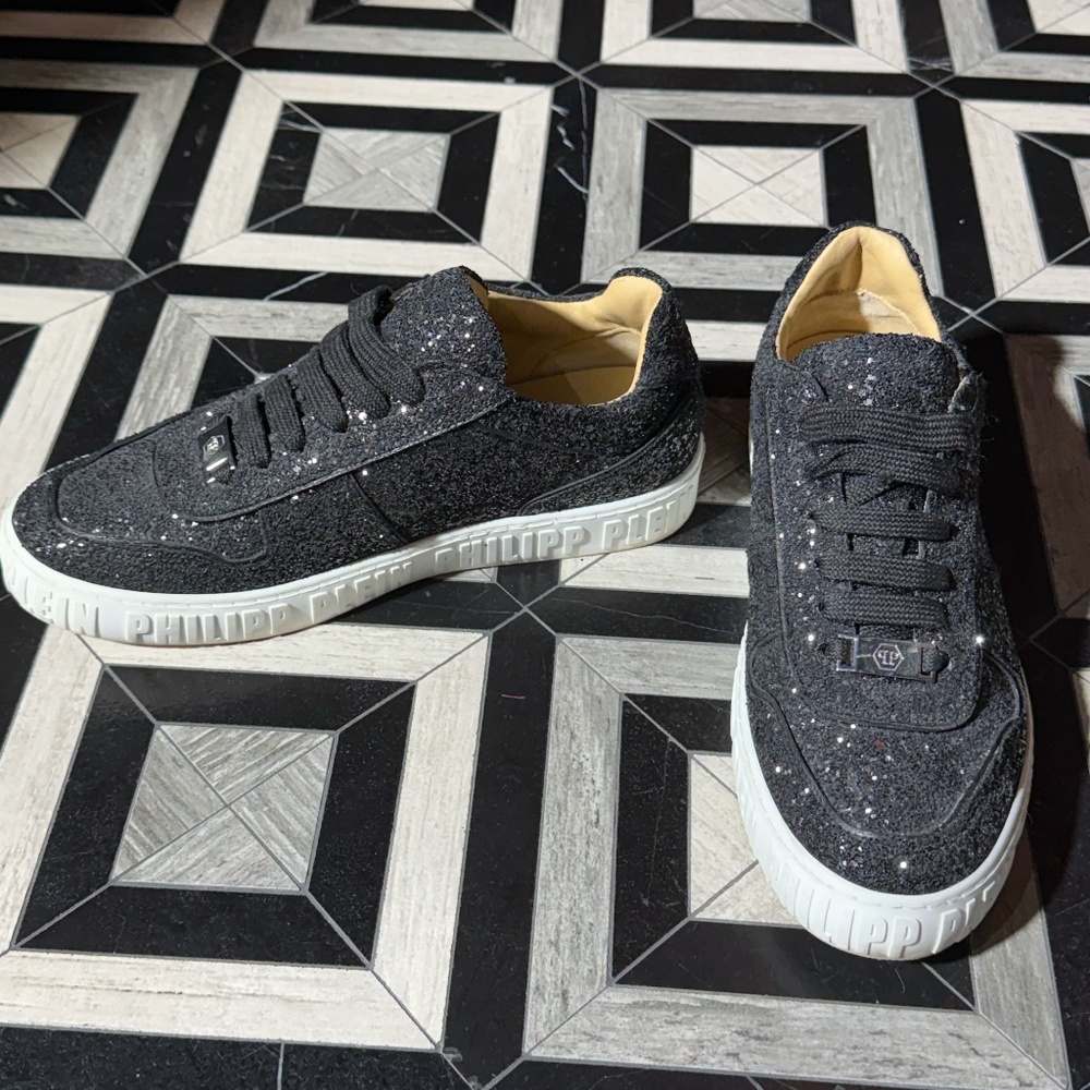 PHILIPP PLEIN‎ Black Glitter Skull Sneakers - Picture 3 of 10